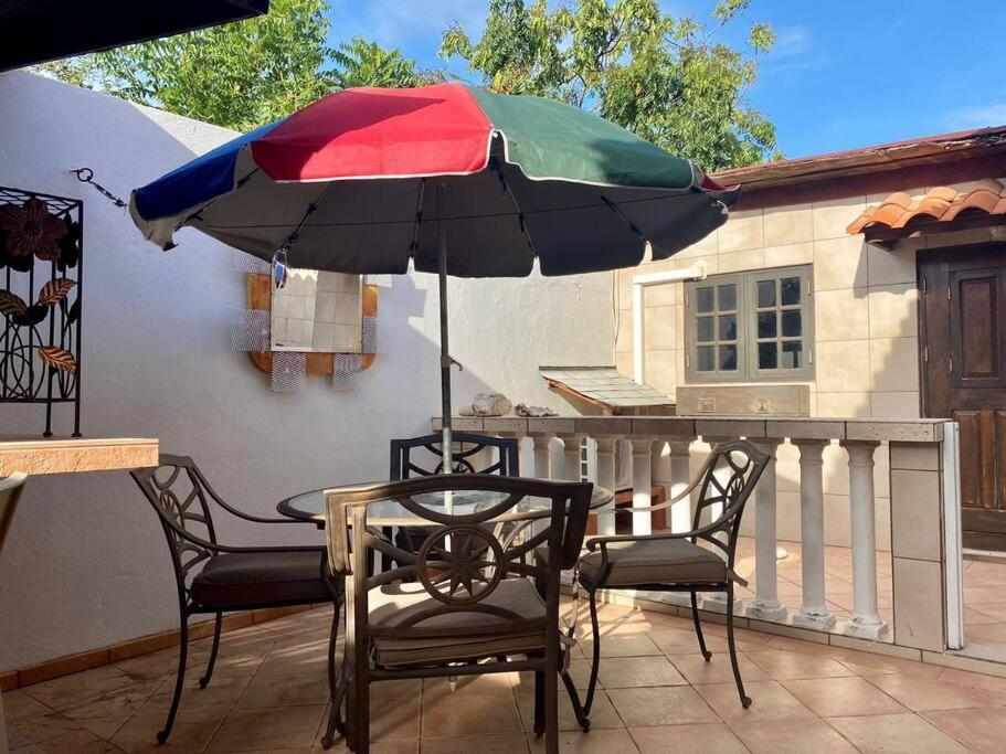 3-Bedroom Villa With A Jacuzzi Noord Εξωτερικό φωτογραφία