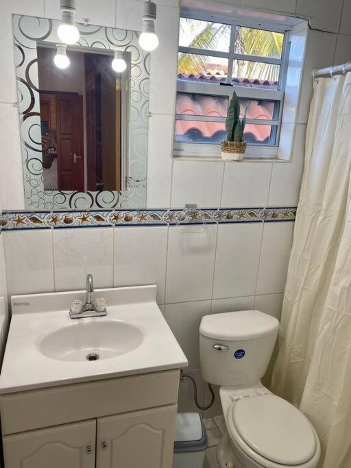 3-Bedroom Villa With A Jacuzzi Noord Εξωτερικό φωτογραφία