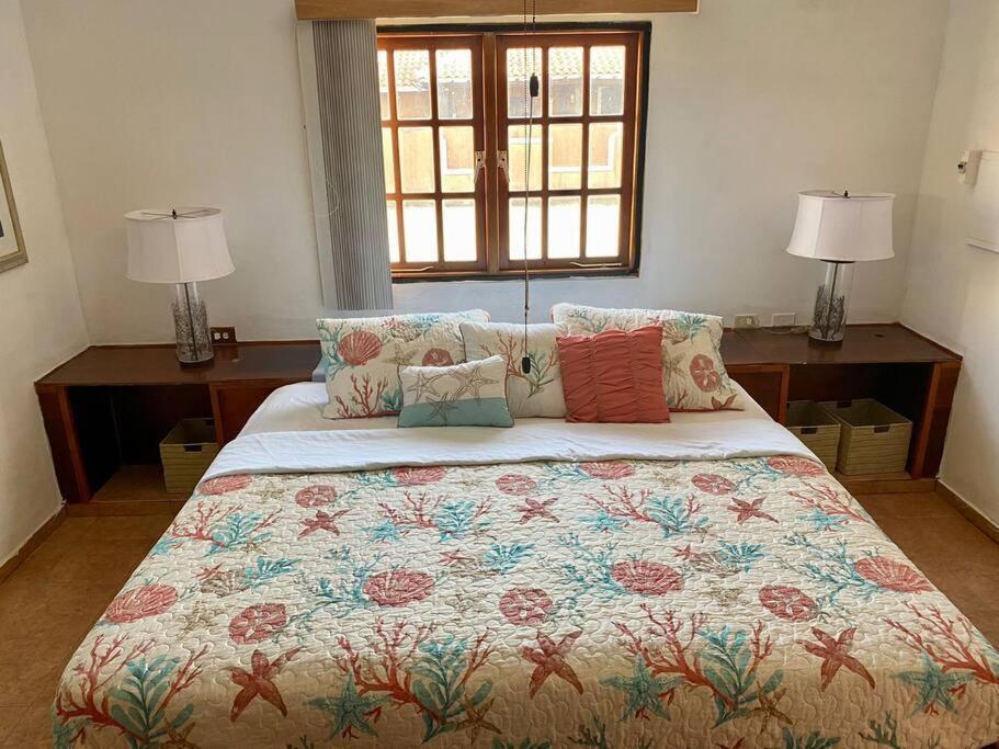 3-Bedroom Villa With A Jacuzzi Noord Εξωτερικό φωτογραφία